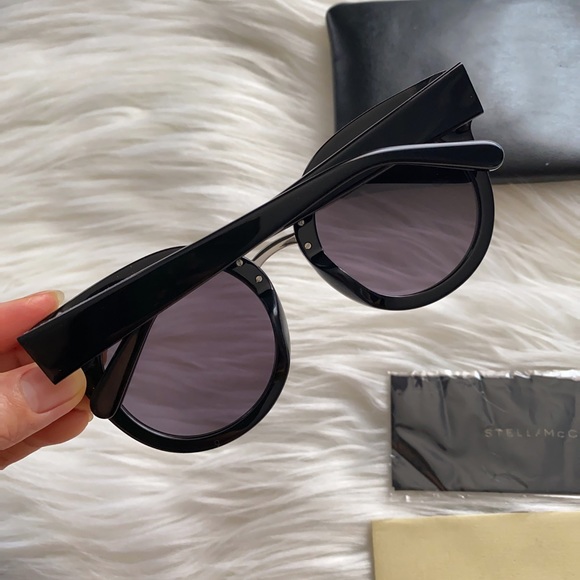 Luxury Stella McCartney sunglasses main image 4